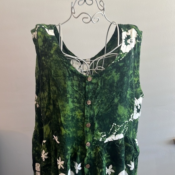 Hawaiian dress cover-up button front sleeveless dress with fringe on hem - Picture 2 of 6